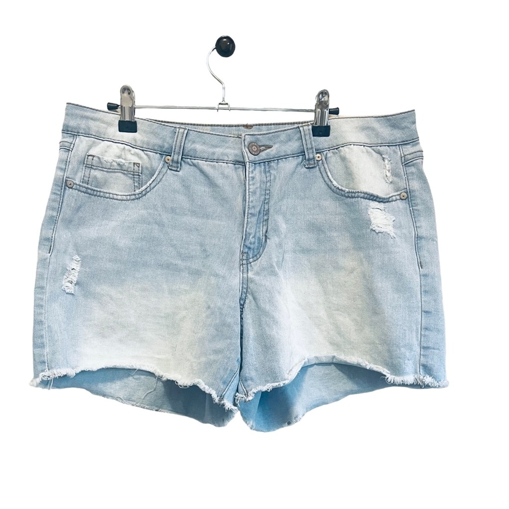 Soundstyle High Rise Distressed Denim Shorts Women’s SZ 14 Frayed Hem Light Wash